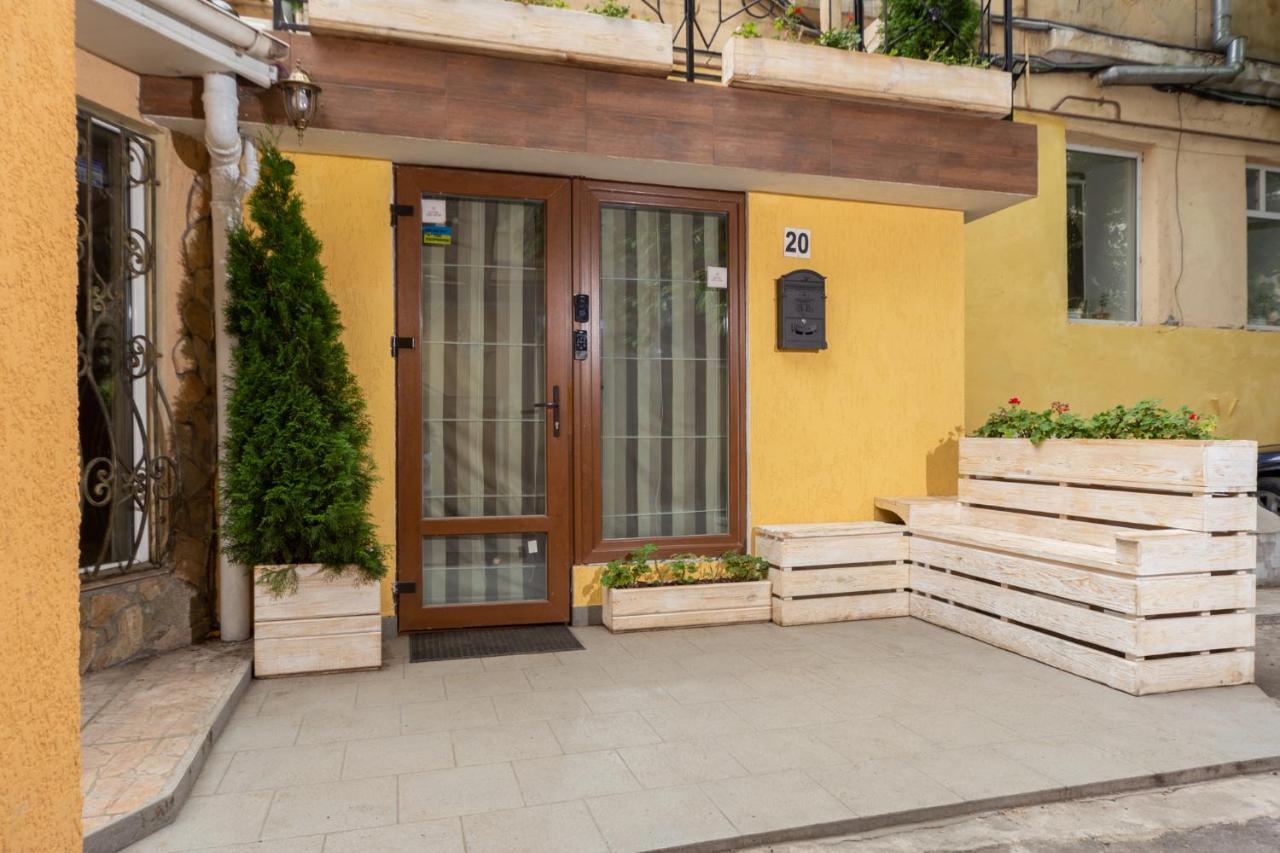 Трирівневий Лофт Із Спальнею-Укриттям Self Check-In 247 Odesa Exterior photo